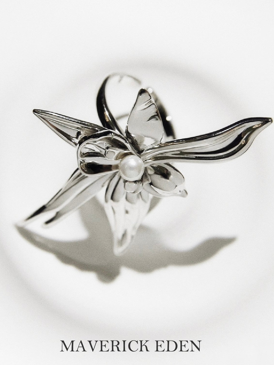 MAVERICK EDEN Orchid Petal Open Ring