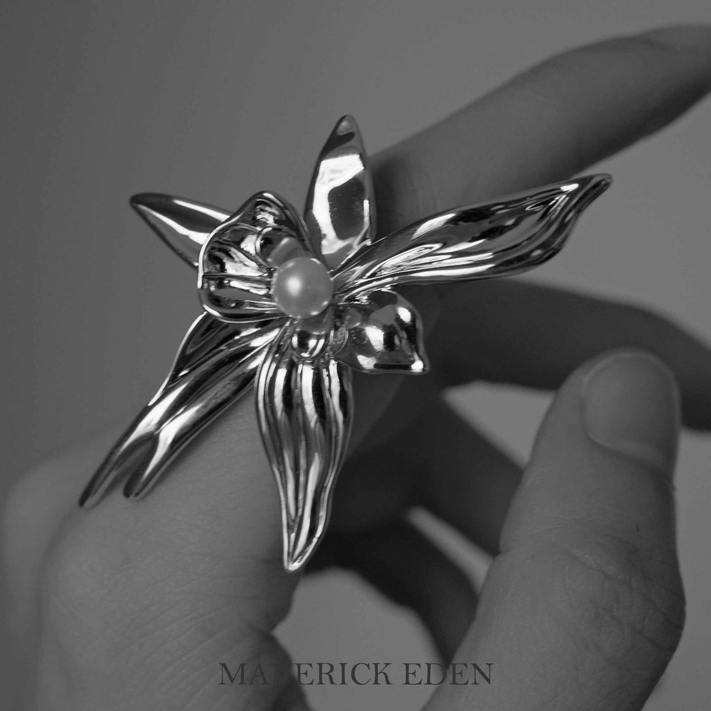 MAVERICK EDEN Orchid Petal Open Ring
