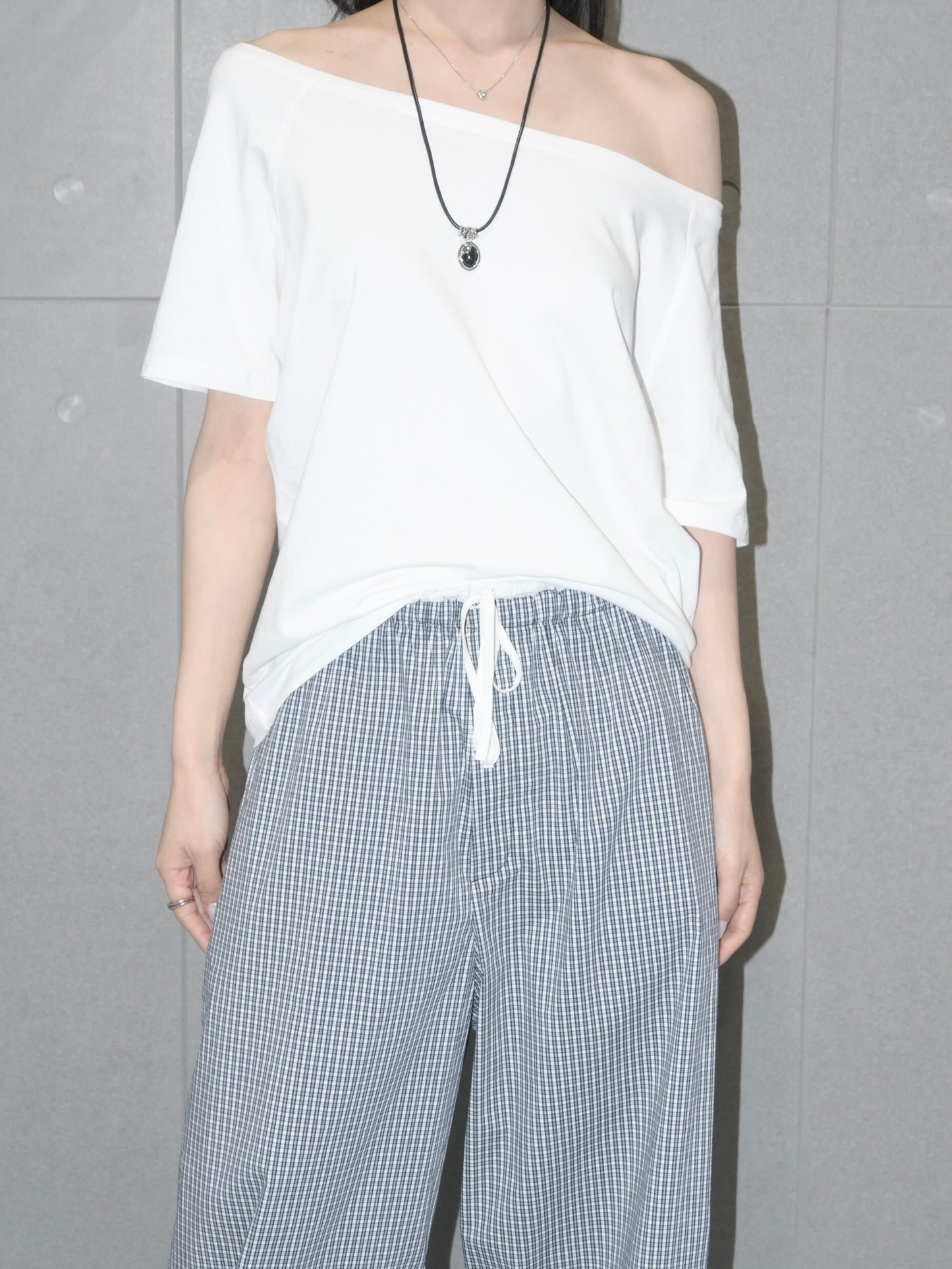 Off Shoulder Tee