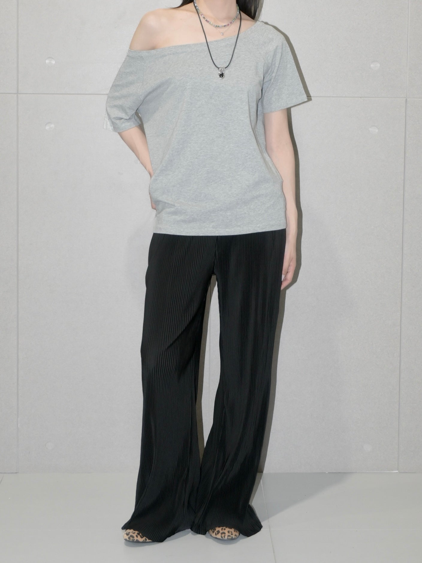 Off Shoulder Tee