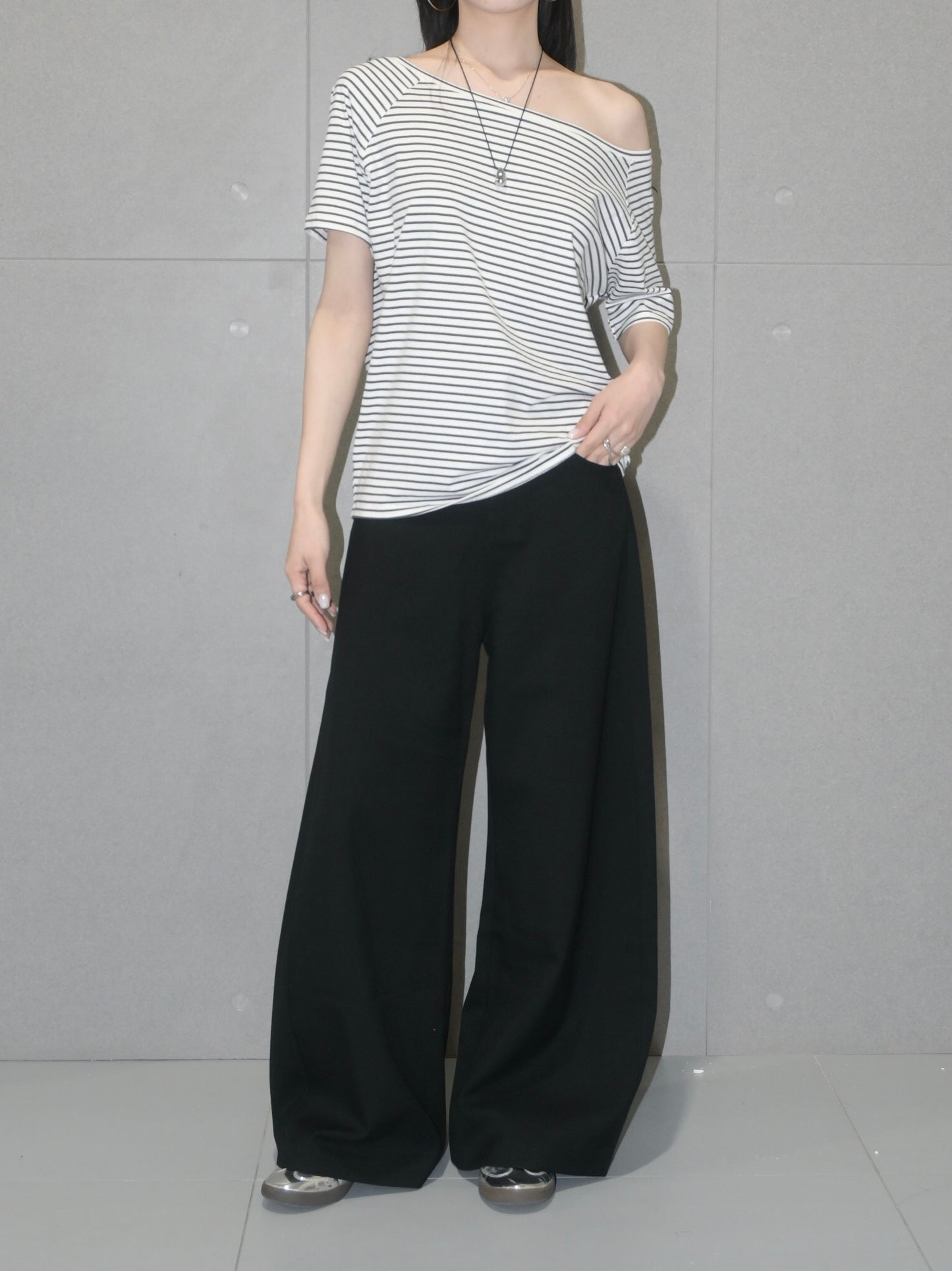 Off Shoulder Tee