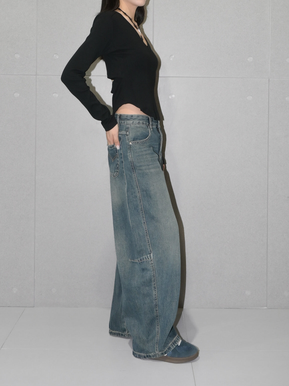 Relaxed Barrel Jean II