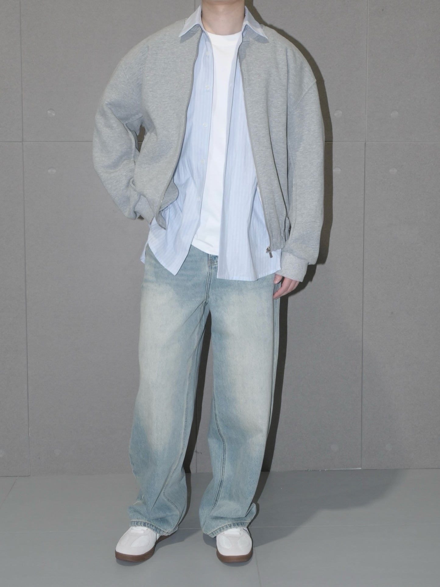 Oversized Sweatshirt Jacket