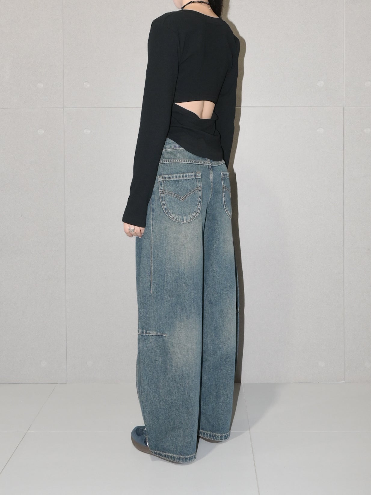 Relaxed Barrel Jean II