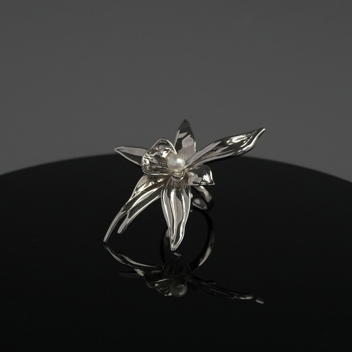 MAVERICK EDEN Orchid Petal Open Ring