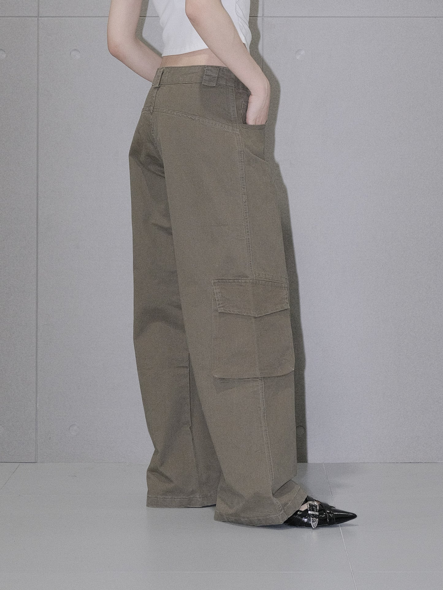 Wide-Leg Cargo Pants