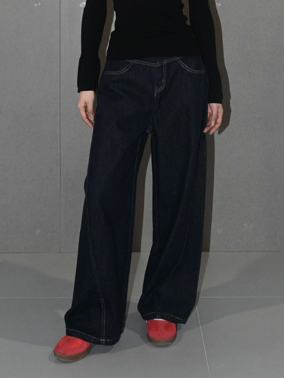 Barrel Leg Jeans