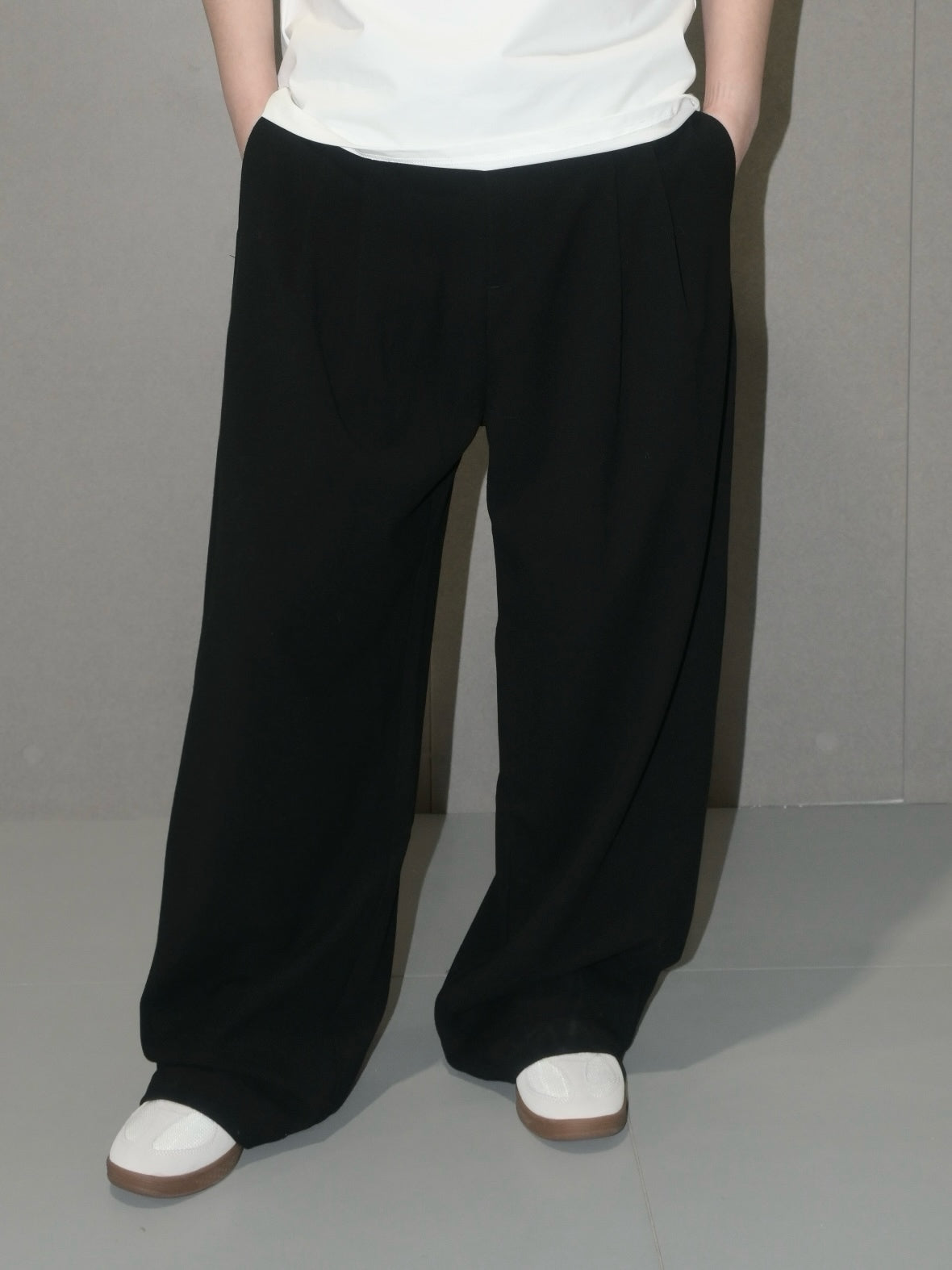 Relaxed Fit Twin Pleat Trousers