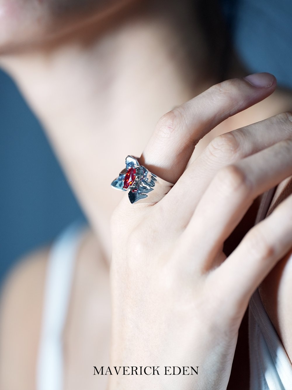 MAVERICK EDEN Butterfly Garnet Ring