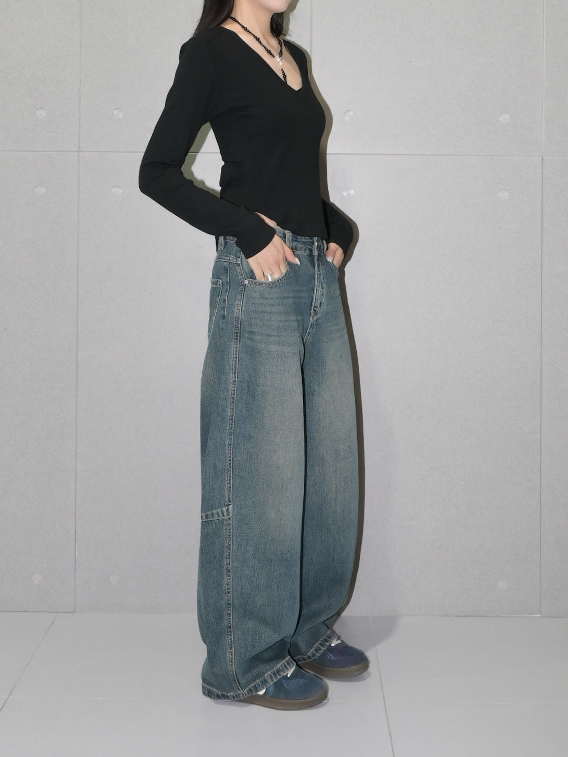 Relaxed Barrel Jean II