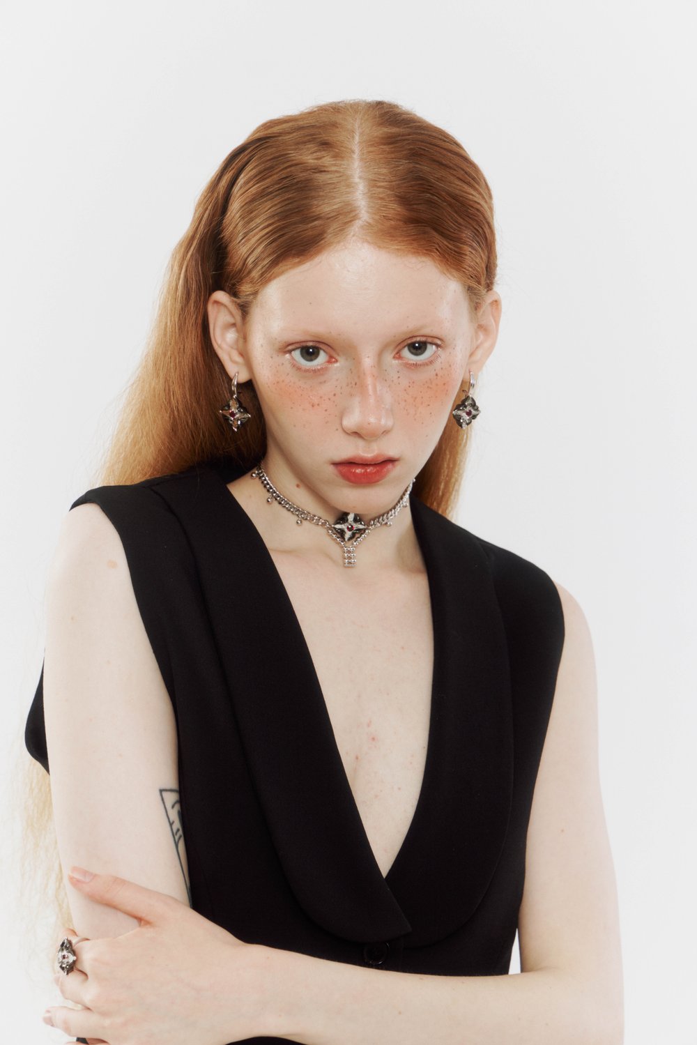 MAVERICK EDEN Crossflower Choker