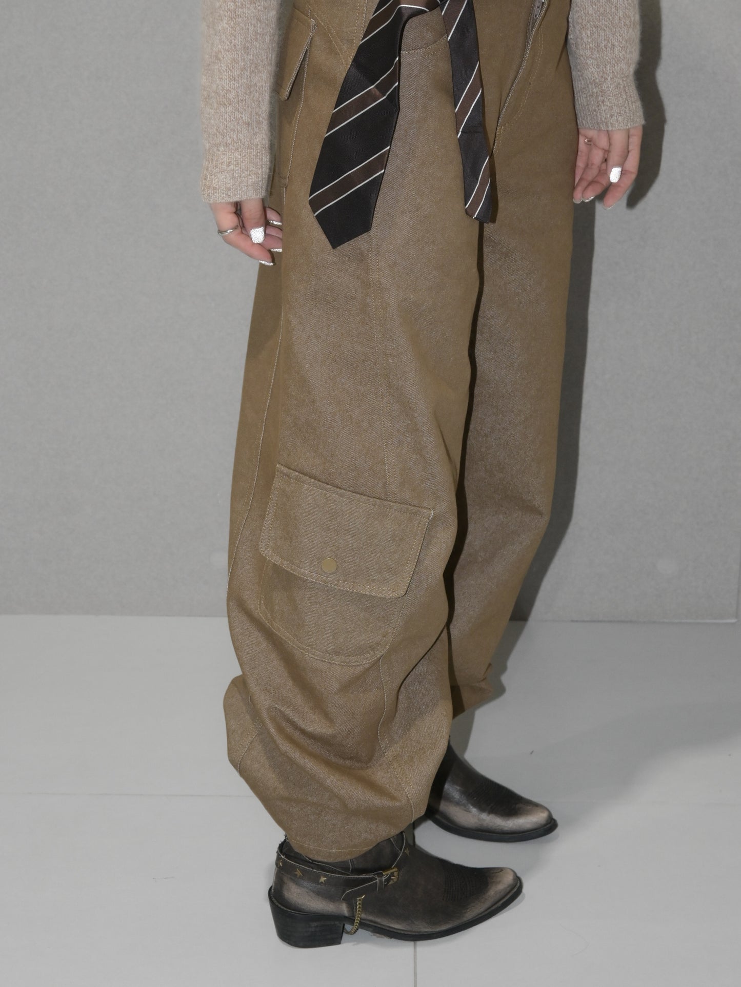 Baggy Barrel Leg Cargo Pant