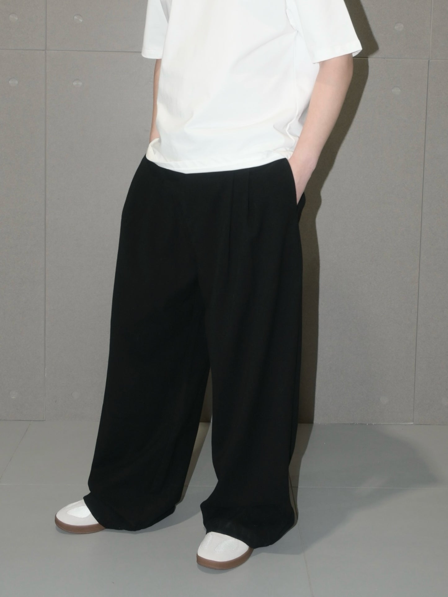 Relaxed Fit Twin Pleat Trousers