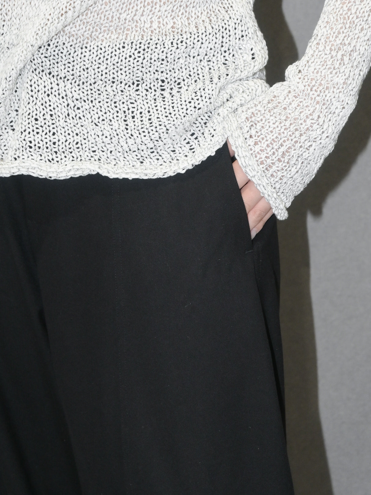 Curved Legs Wool Trouser