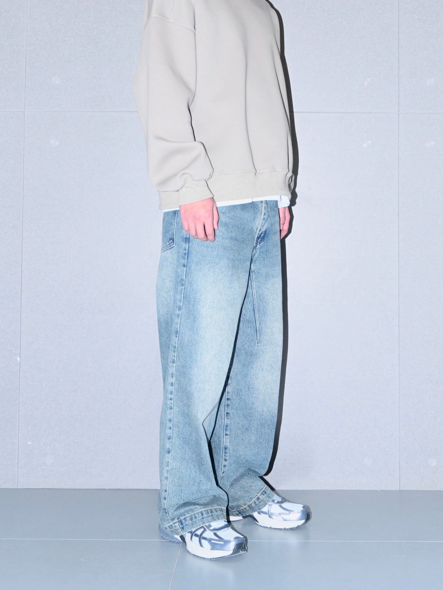 Relaxed Straight Fit Denim