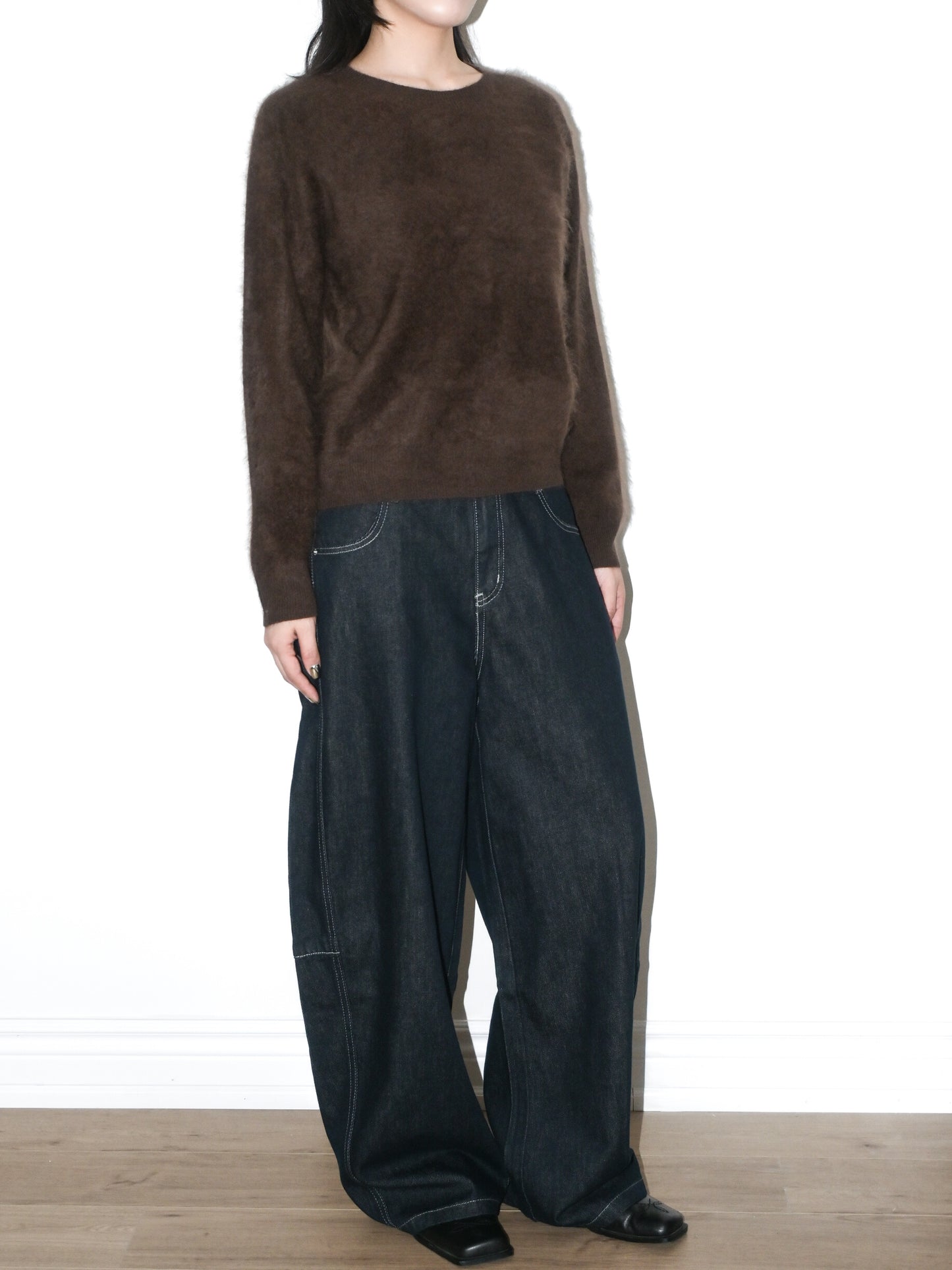 Relaxed Barrel Jean II