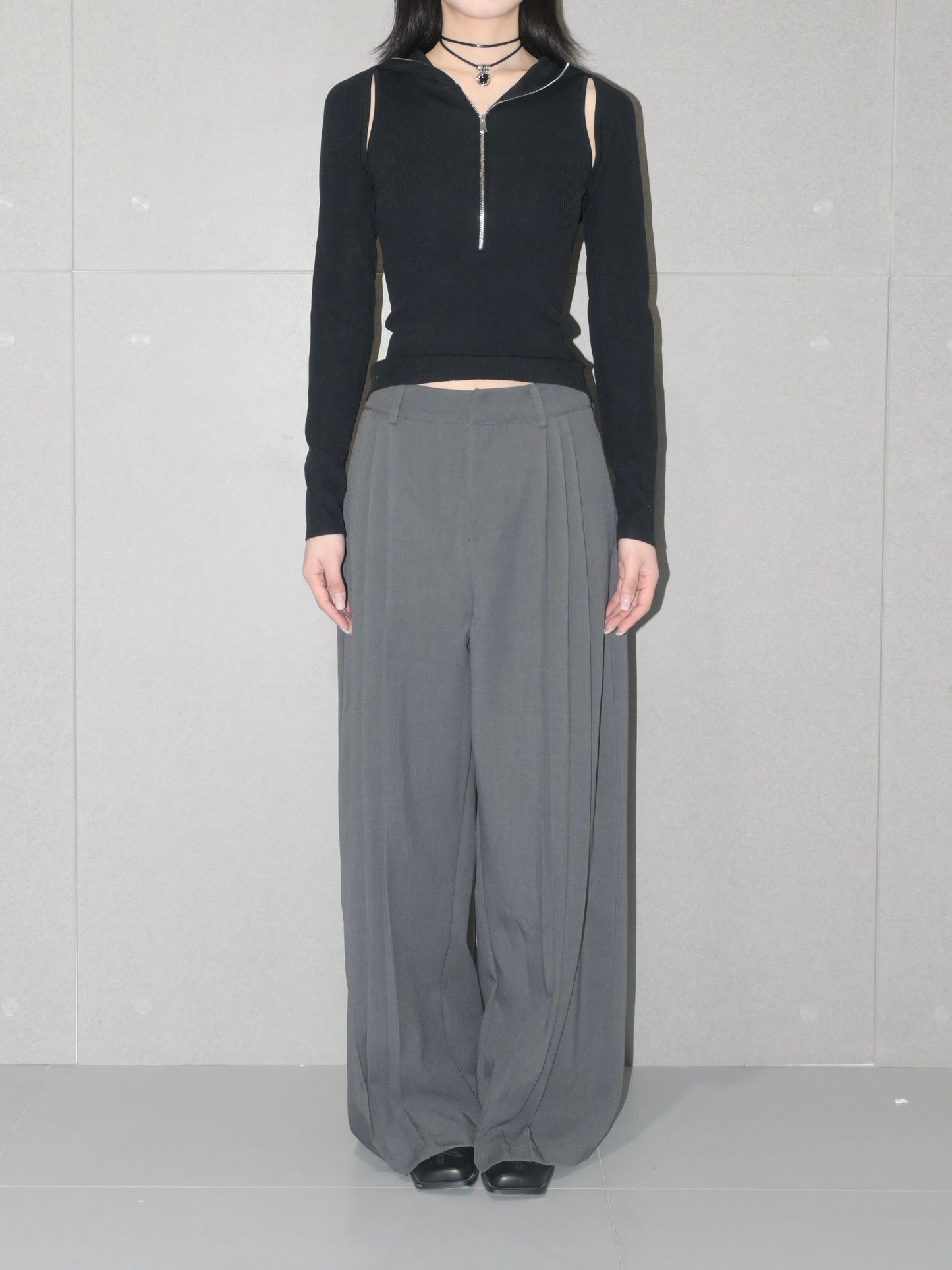 Knit Sleeveless Hoodie