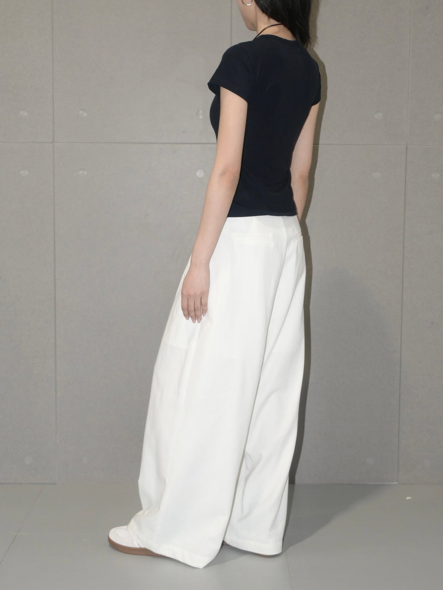 Pleated Linen Pants