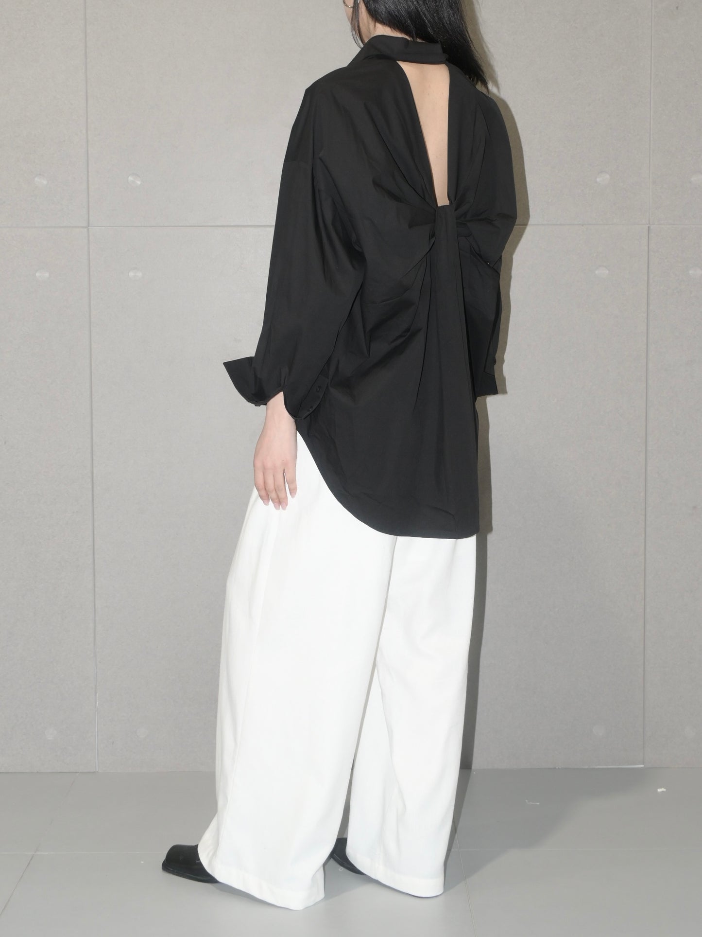 Twist-Back Relaxed Shirt