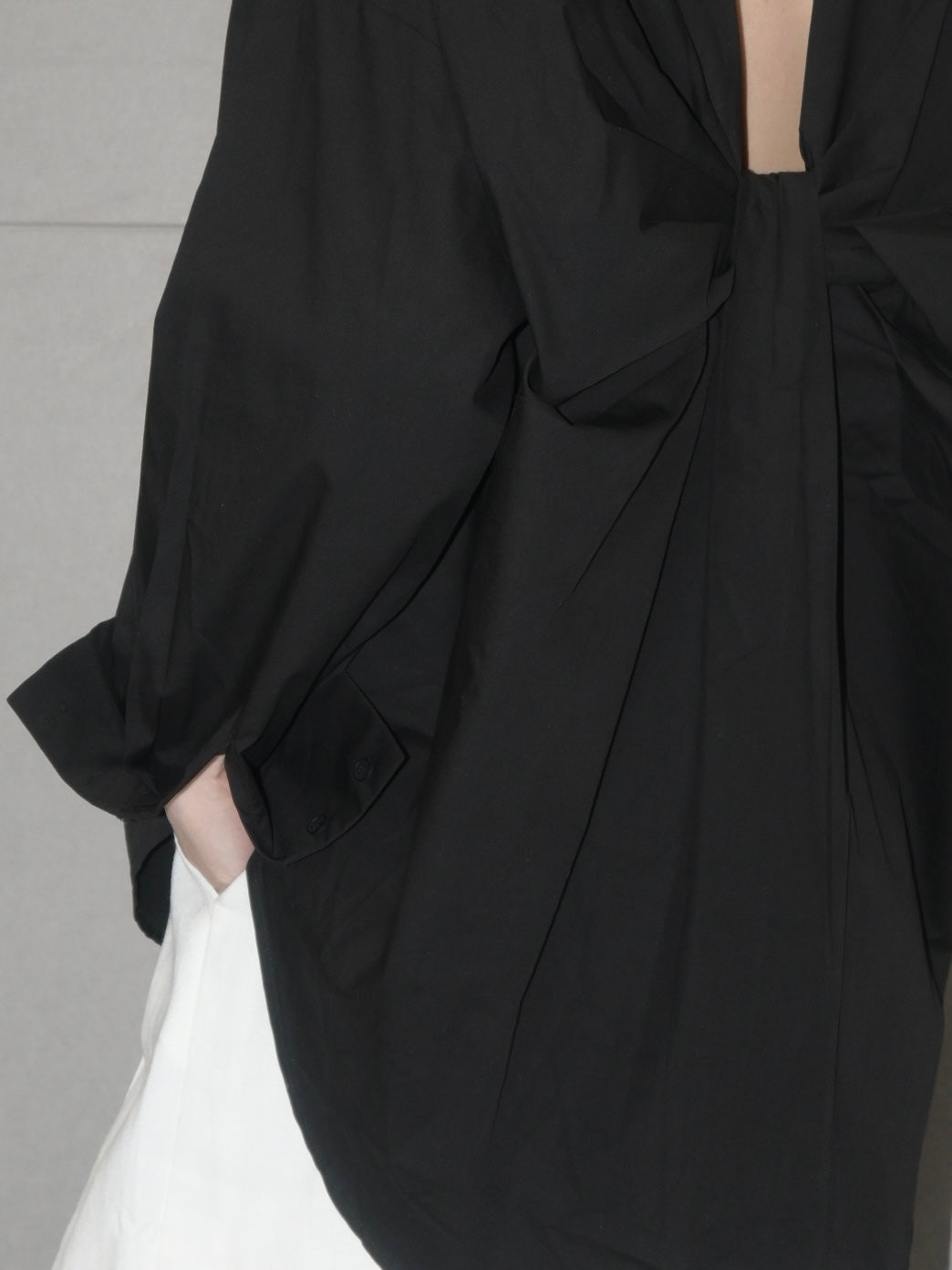 Twist-Back Relaxed Shirt
