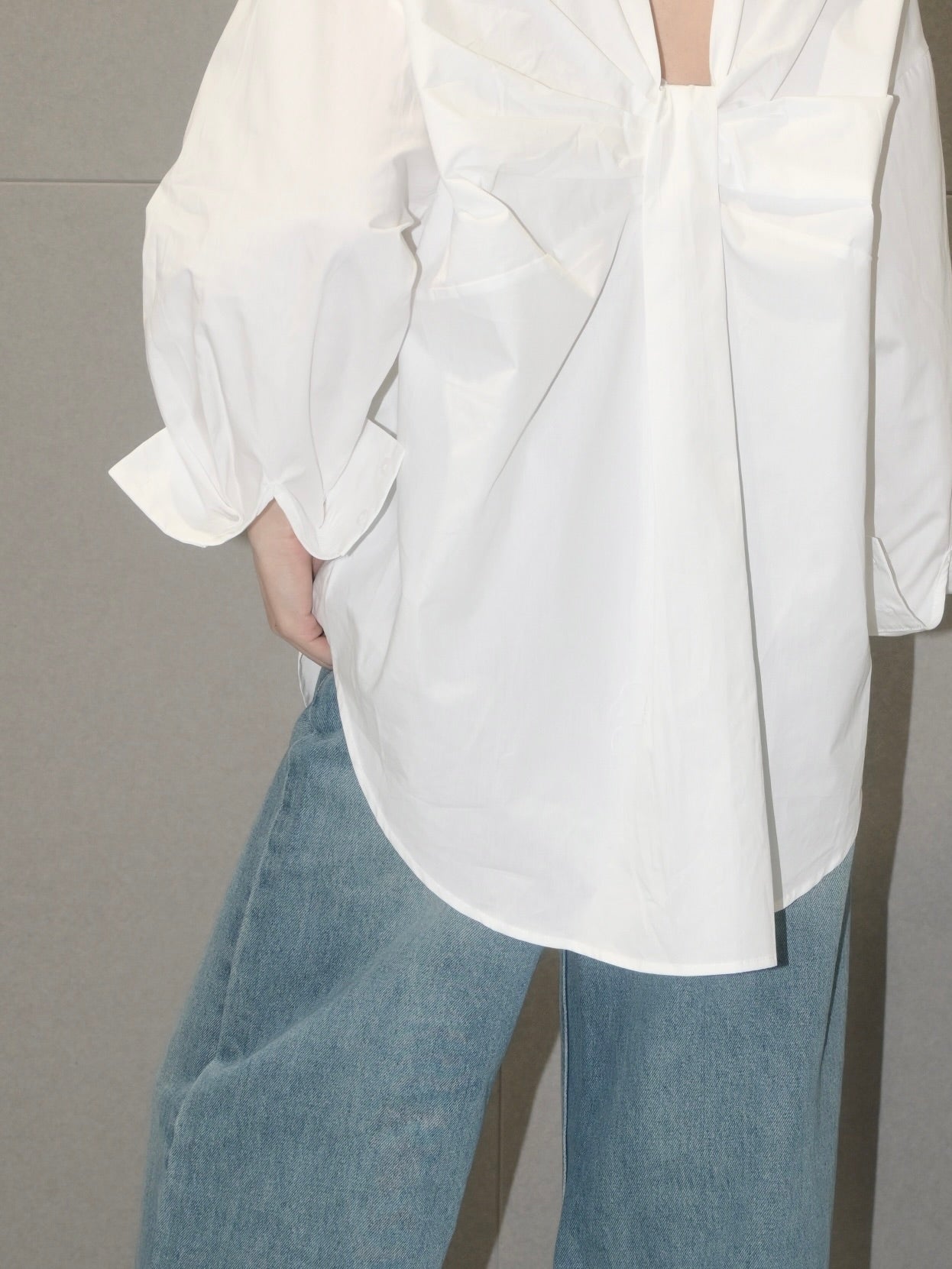 Twist-Back Relaxed Shirt