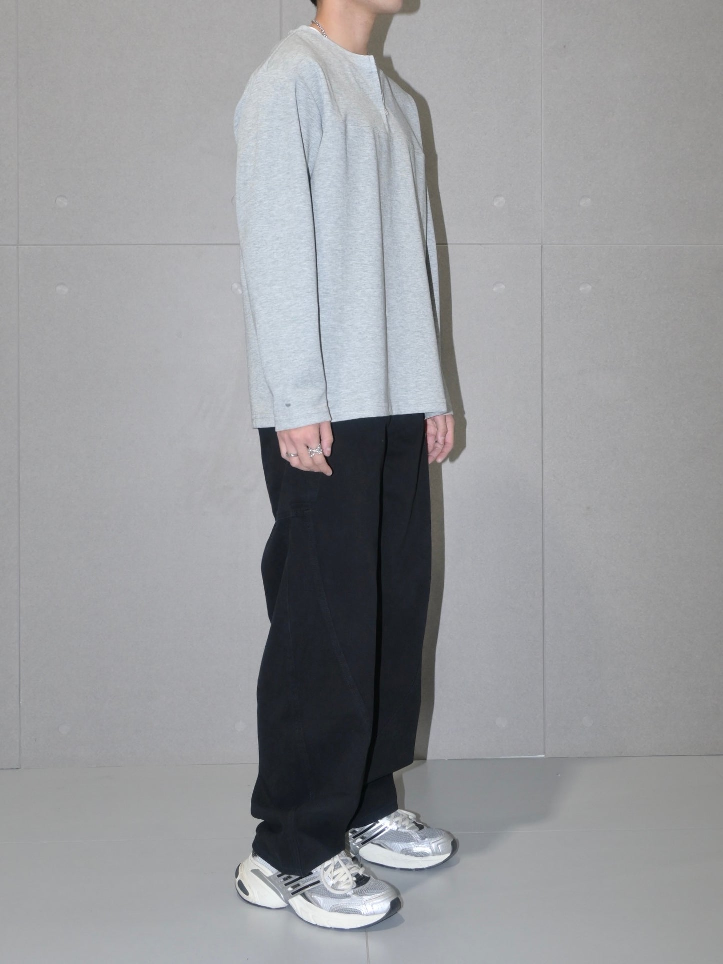 Patch Curve Leg Jean