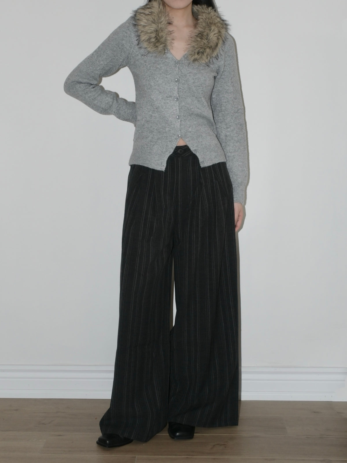 Faux Fur Collar Cardigan