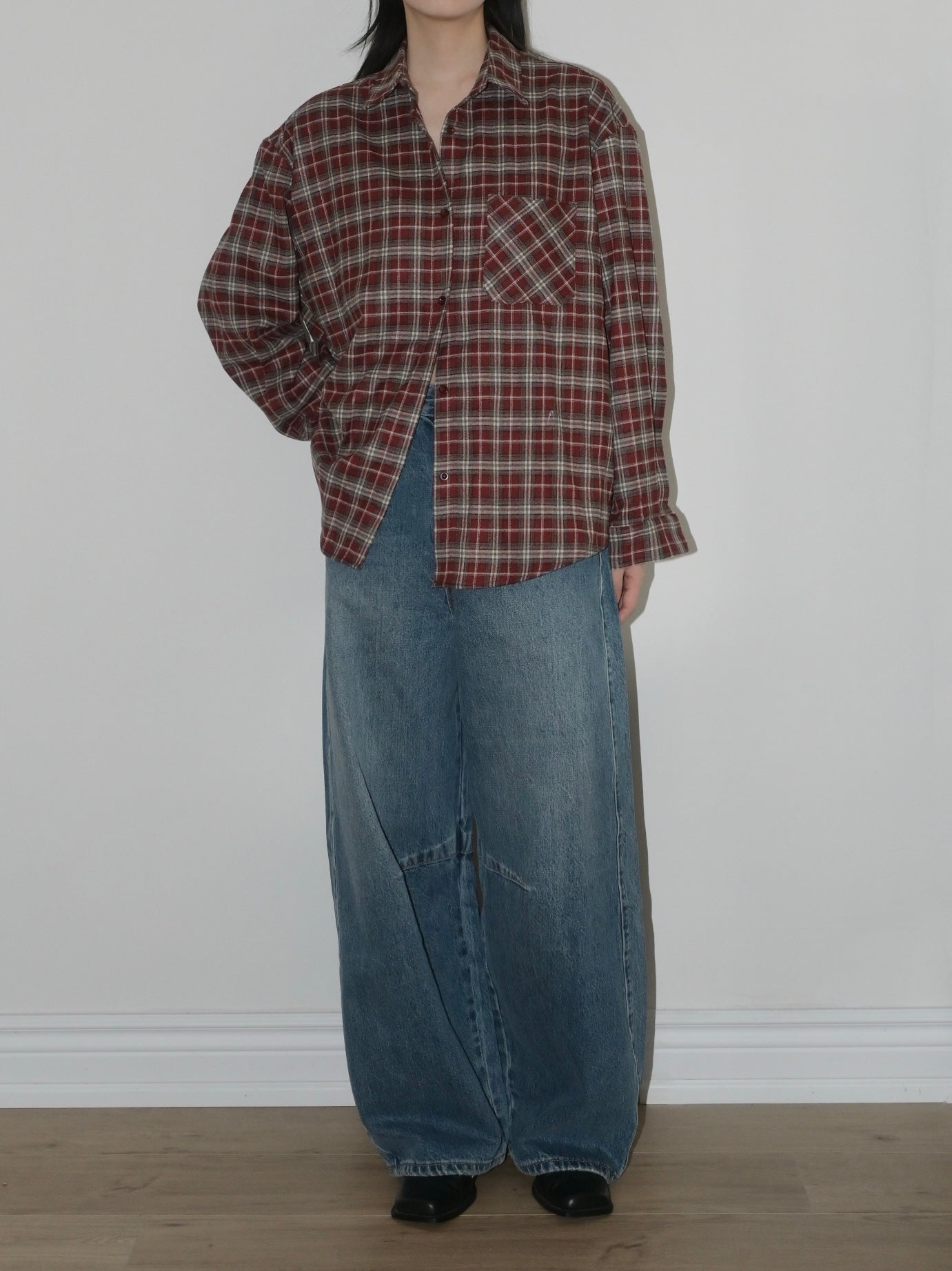 Denim Curved-Leg Jeans