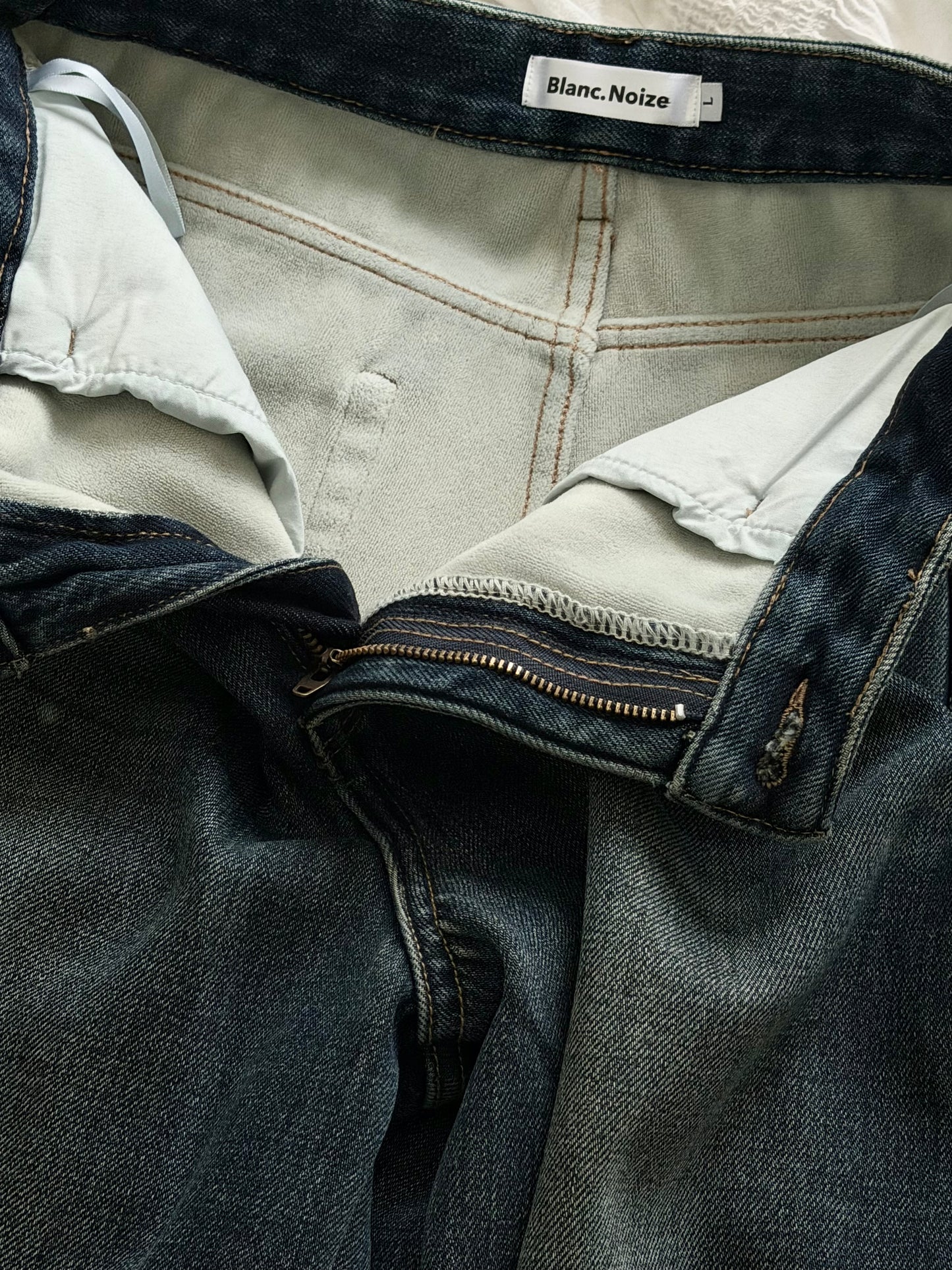 Fleece Lined Relaxed Barrel Jean