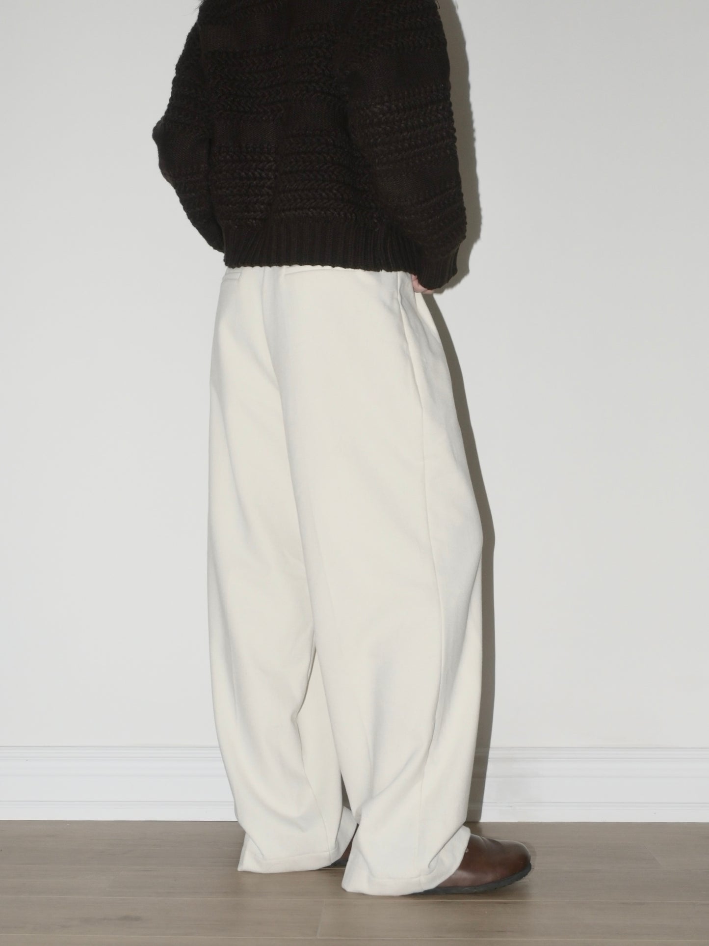 Pleated Trouser in White