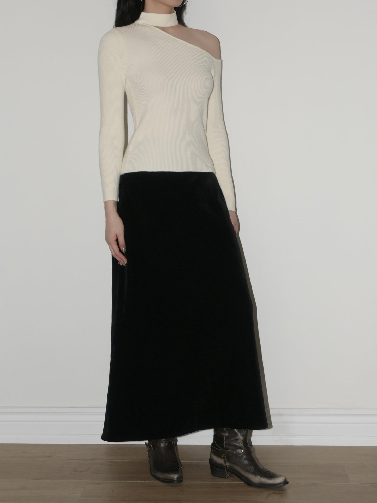 One Shoulder Knit Top