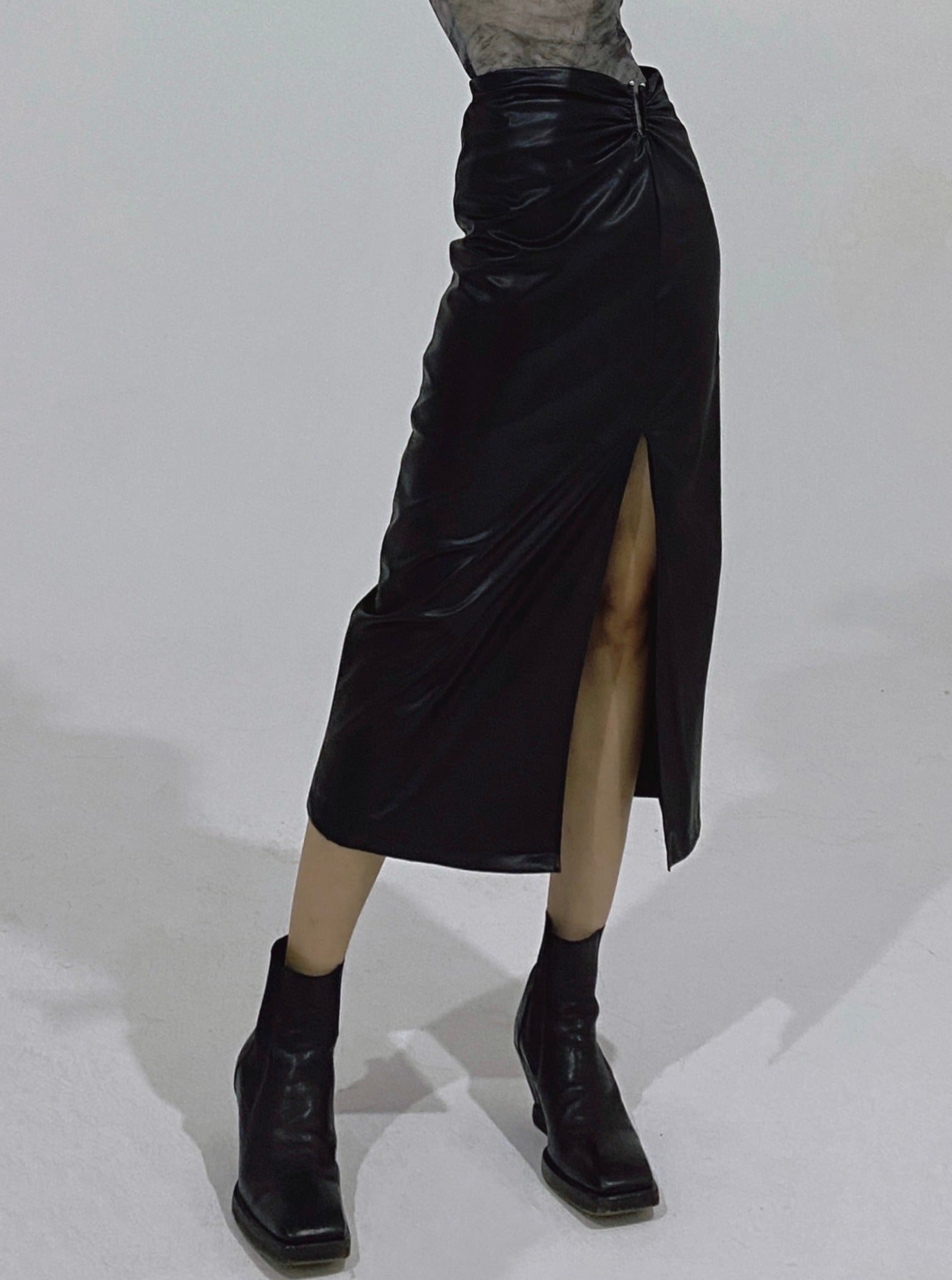 Dakota Leather Skirt Black