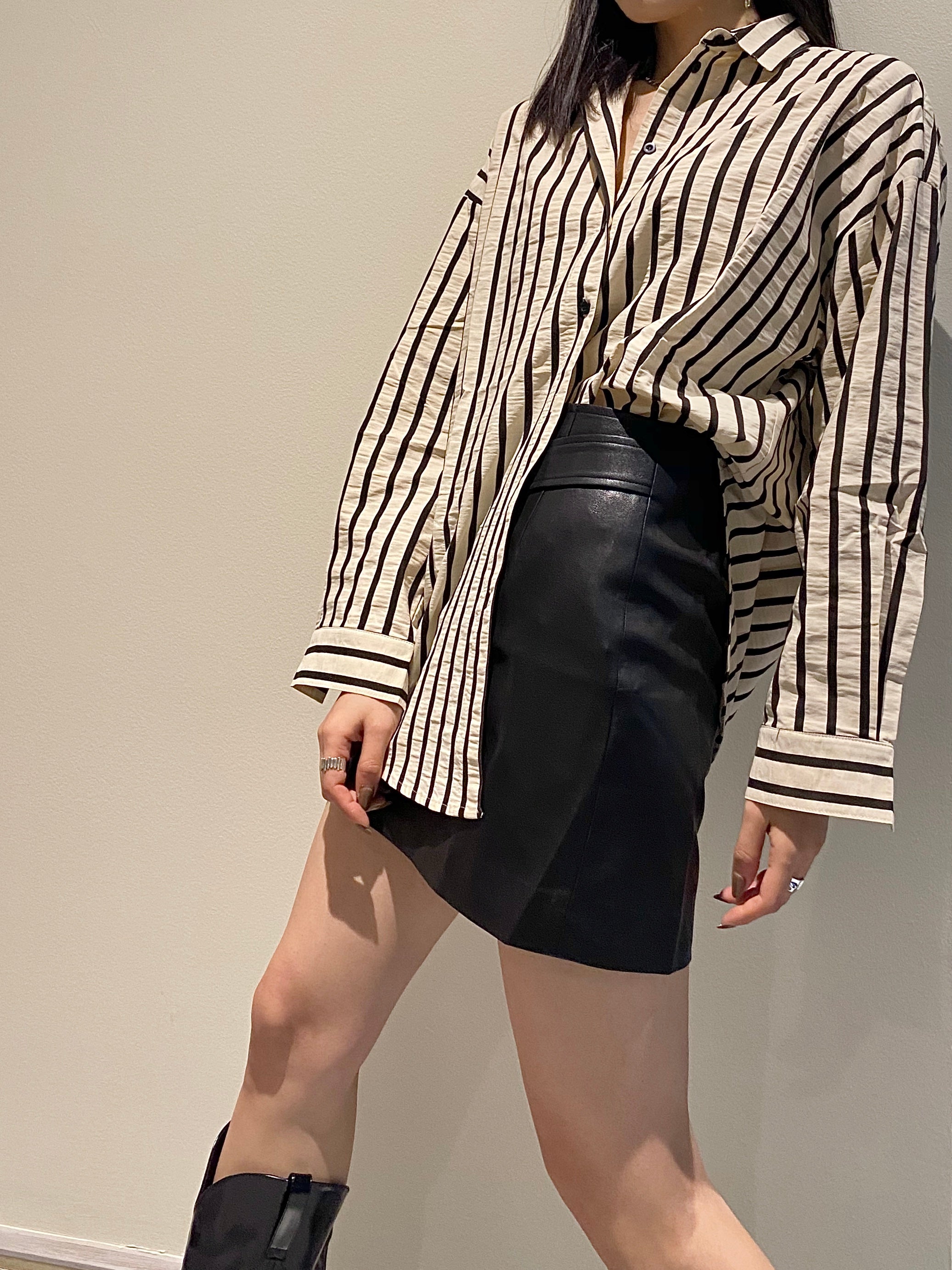 Pin-Stripe Button Up Cream/Black