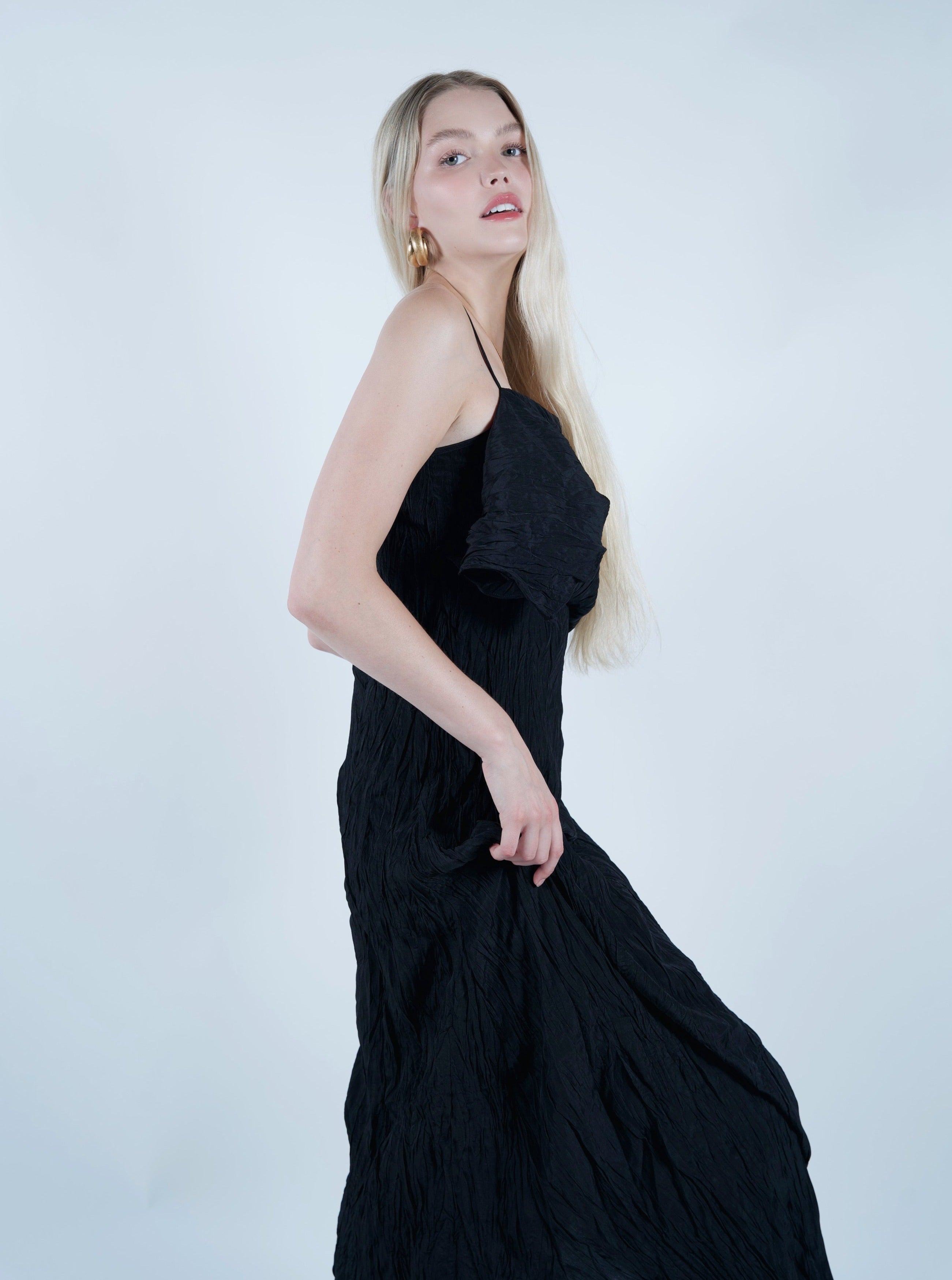 The Capri Dress Black
