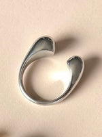 Load image into Gallery viewer, Oval Drop Ring
