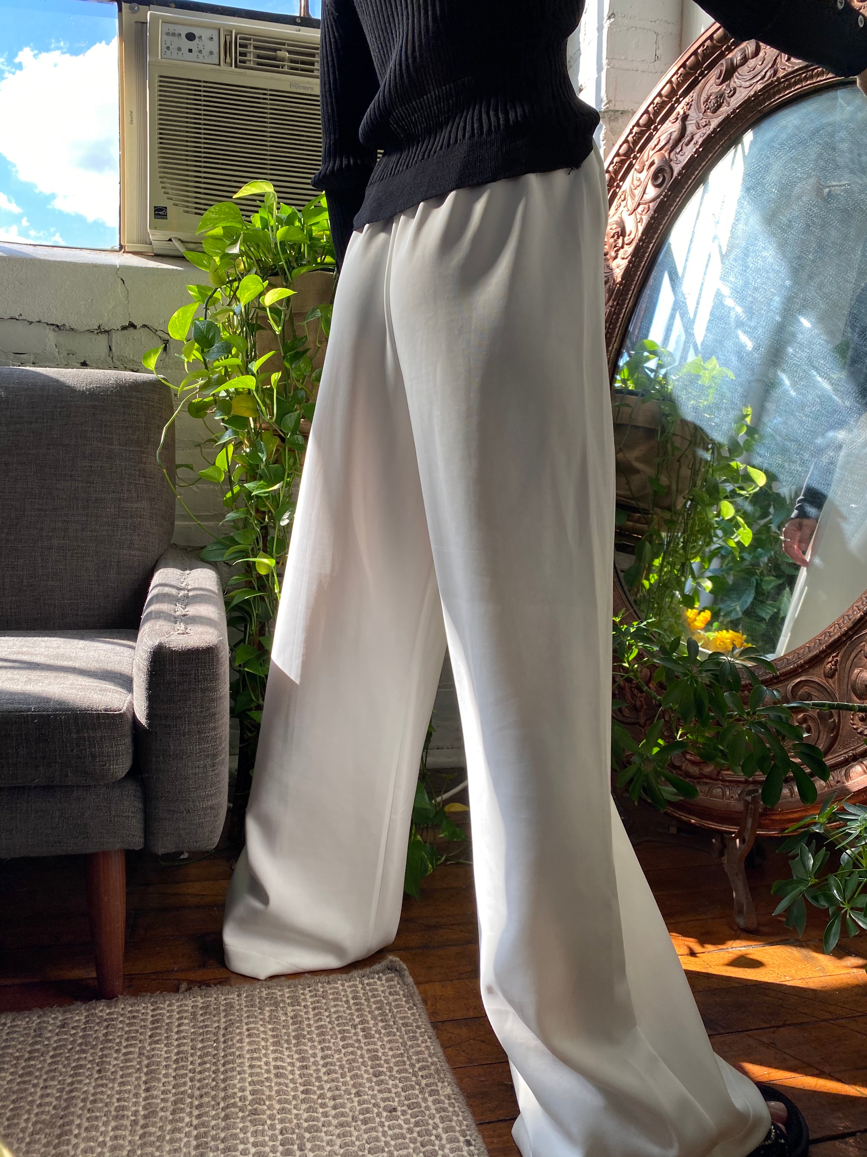 The Comfy Pants White
