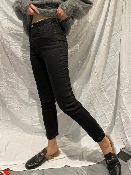 Little Black Pant