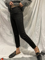 Load image into Gallery viewer, Little Black Pant
