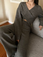 Load image into Gallery viewer, Tessa Knit Top Grey
