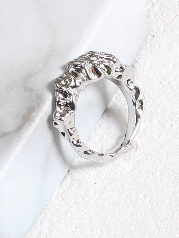 Artemis White Gold Ring