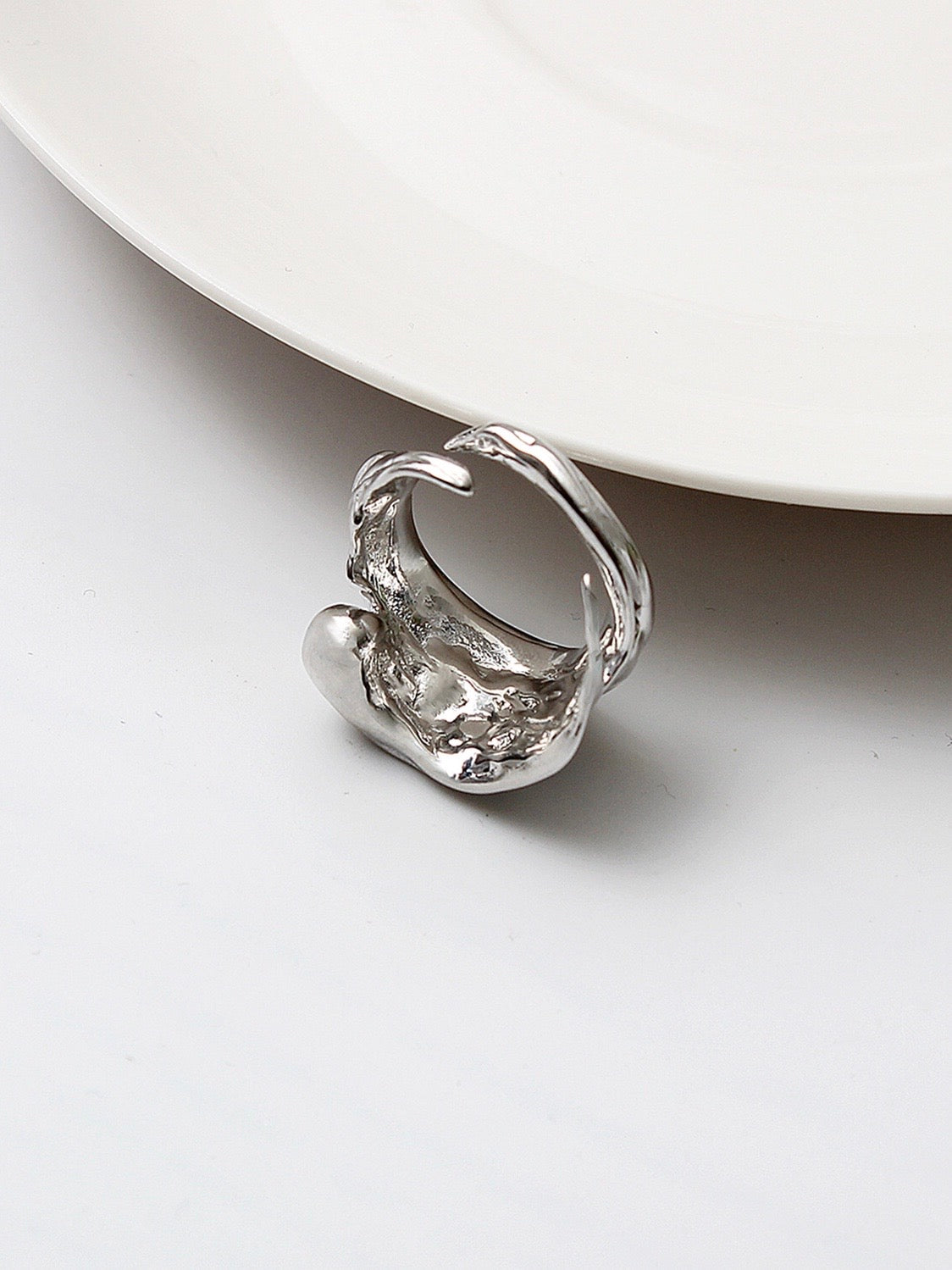 Esmée White Gold Ring