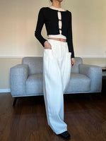 Load image into Gallery viewer, Oversized White Trousers
