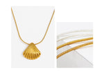 Load image into Gallery viewer, Gold Shell Necklace
