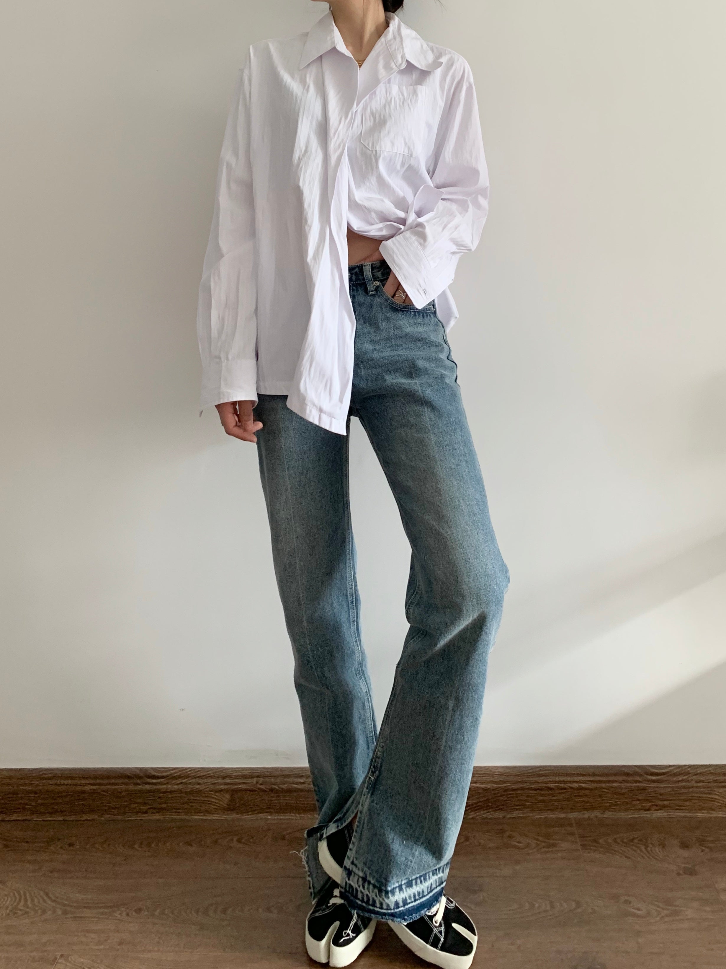 Cut Flare Jeans
