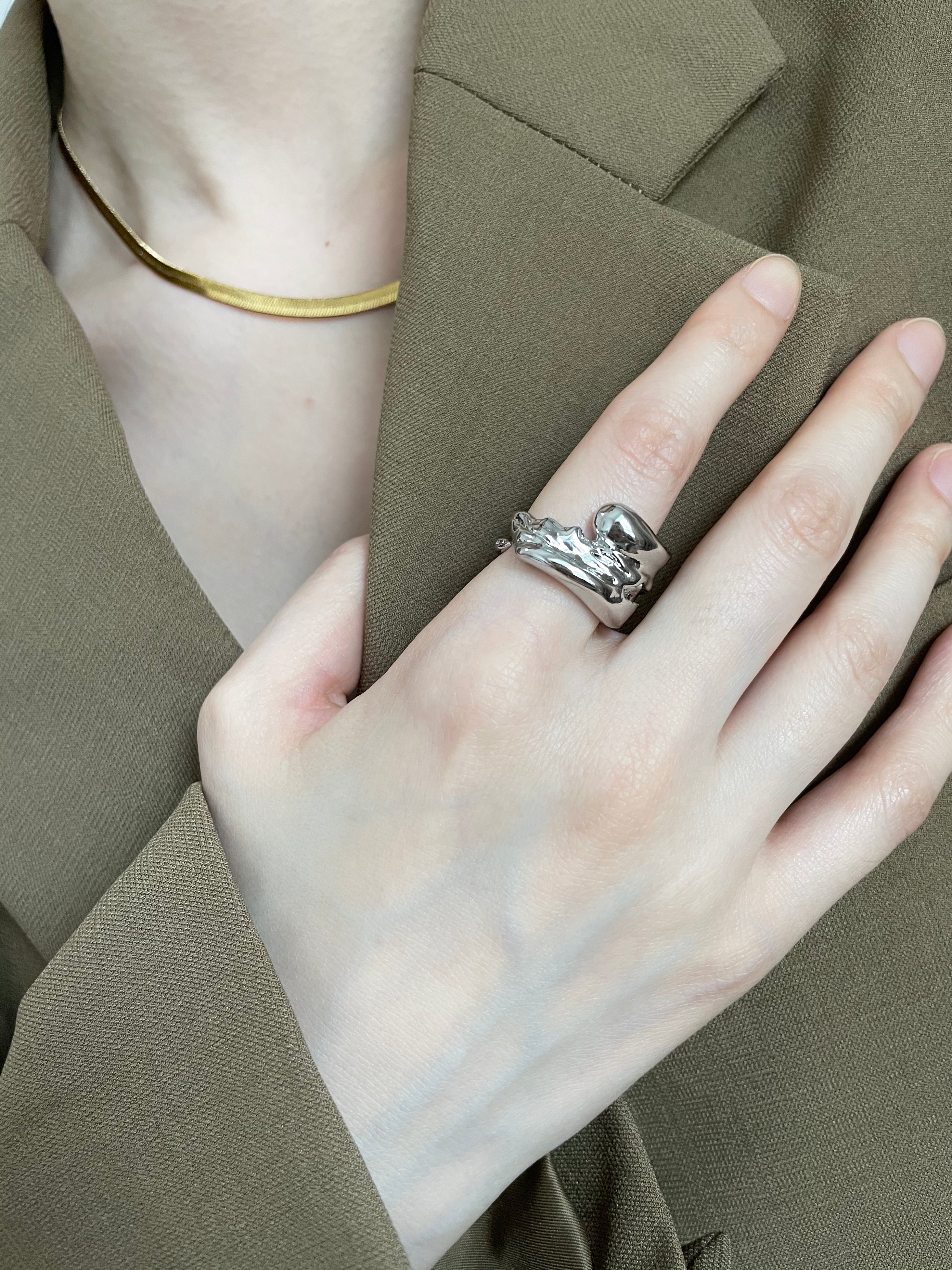 Esmée White Gold Ring