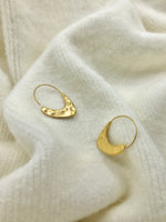 Load image into Gallery viewer, Gold Drop Earrings
